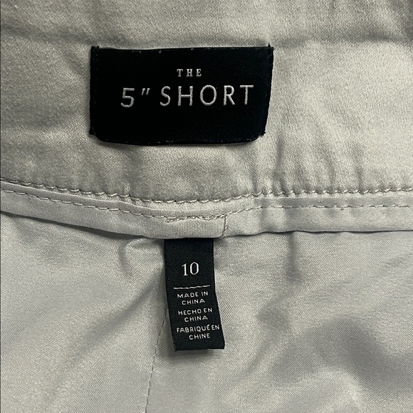 White House Black Market Gray Embroidered WHBM Women's 5” Shorts 10 - Picture 4 of 13